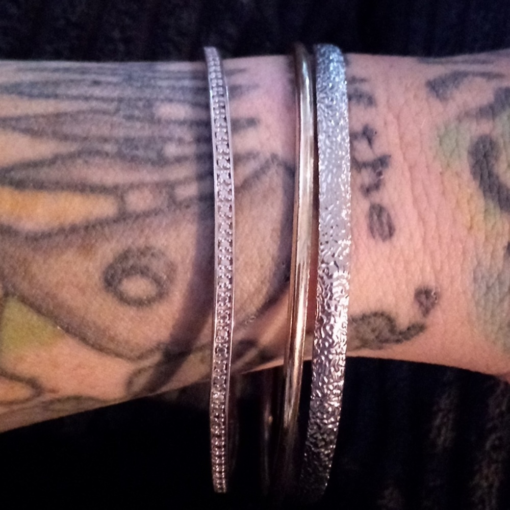 Set of 3 bracelets